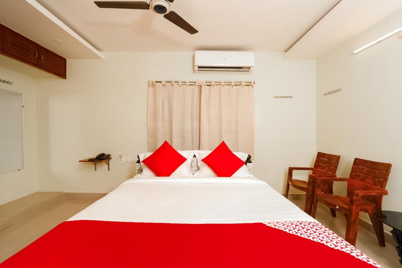 Oyo 26234 Annapurna Nilayam Otel Vijayawāda Dış mekan fotoğraf