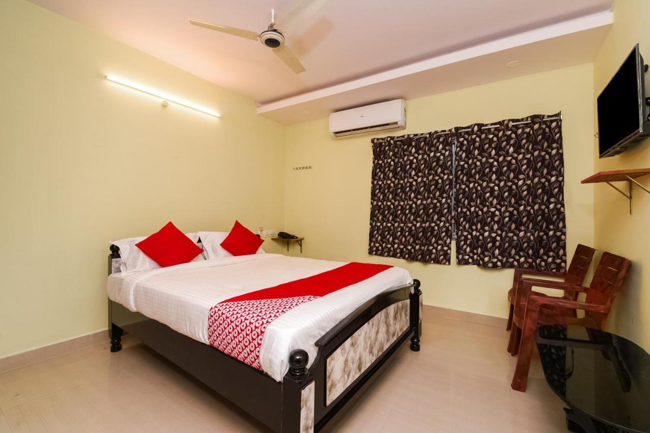 Oyo 26234 Annapurna Nilayam Otel Vijayawāda Dış mekan fotoğraf